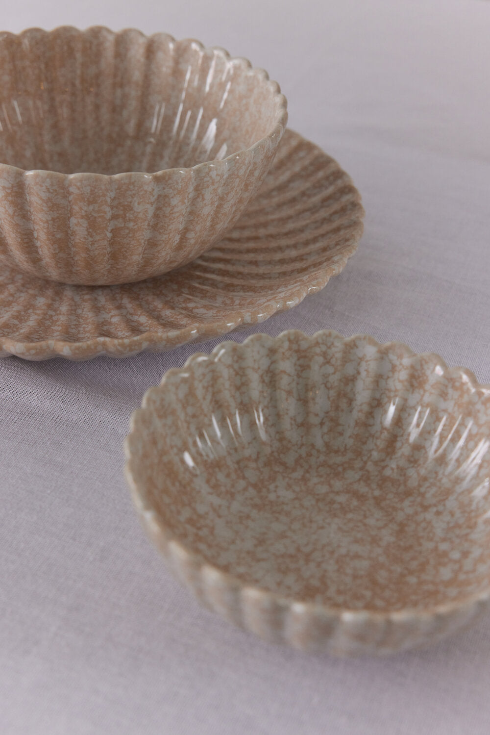 Clam frokosttallerken, creme - Ø20 cm.